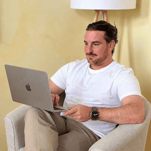 Coach für Männer und Väter Manuel Zabe im Onlinecoaching in Oldenburg